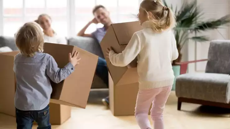 Conseils pratiques pour déménager avec des enfants ?