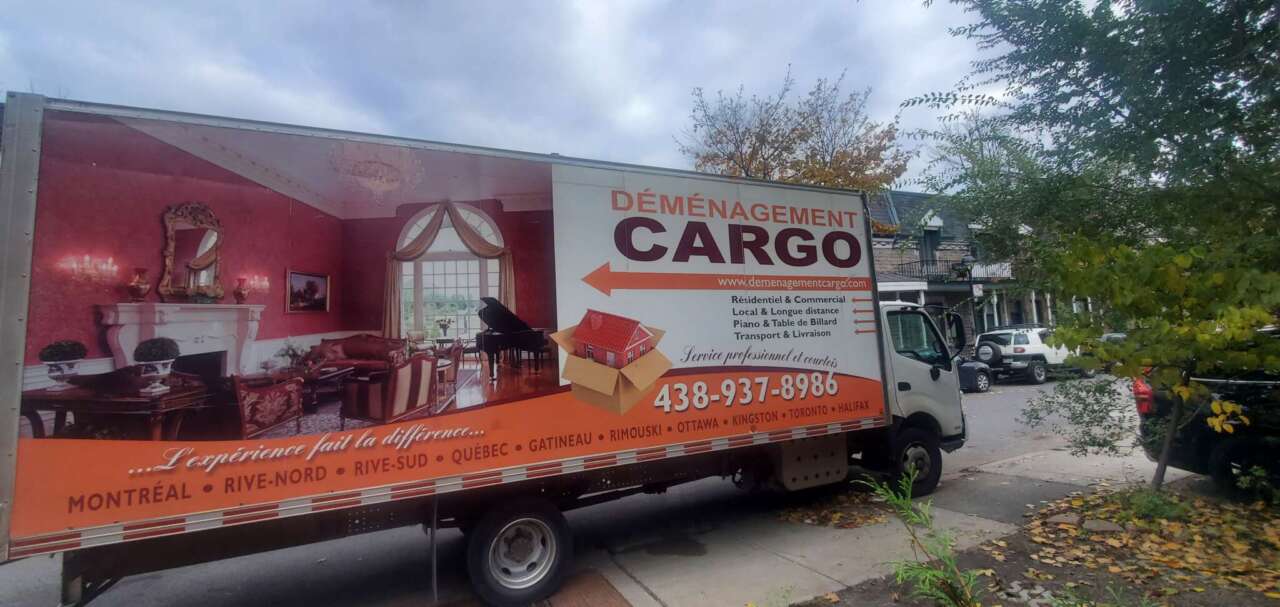 Moving La Prairie with reliable and professional moving services